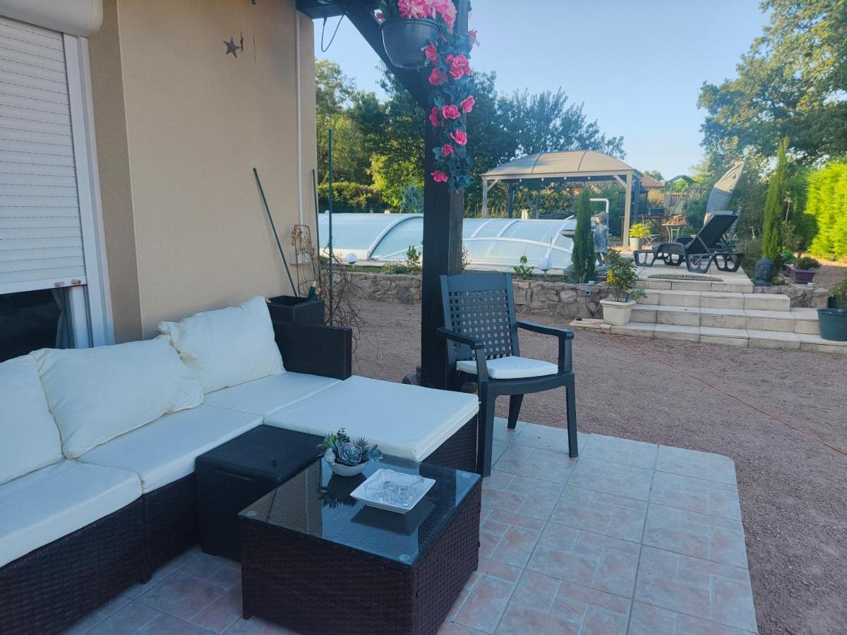 Colette Alain Maxime Bed & Breakfast Lapalisse Exterior photo